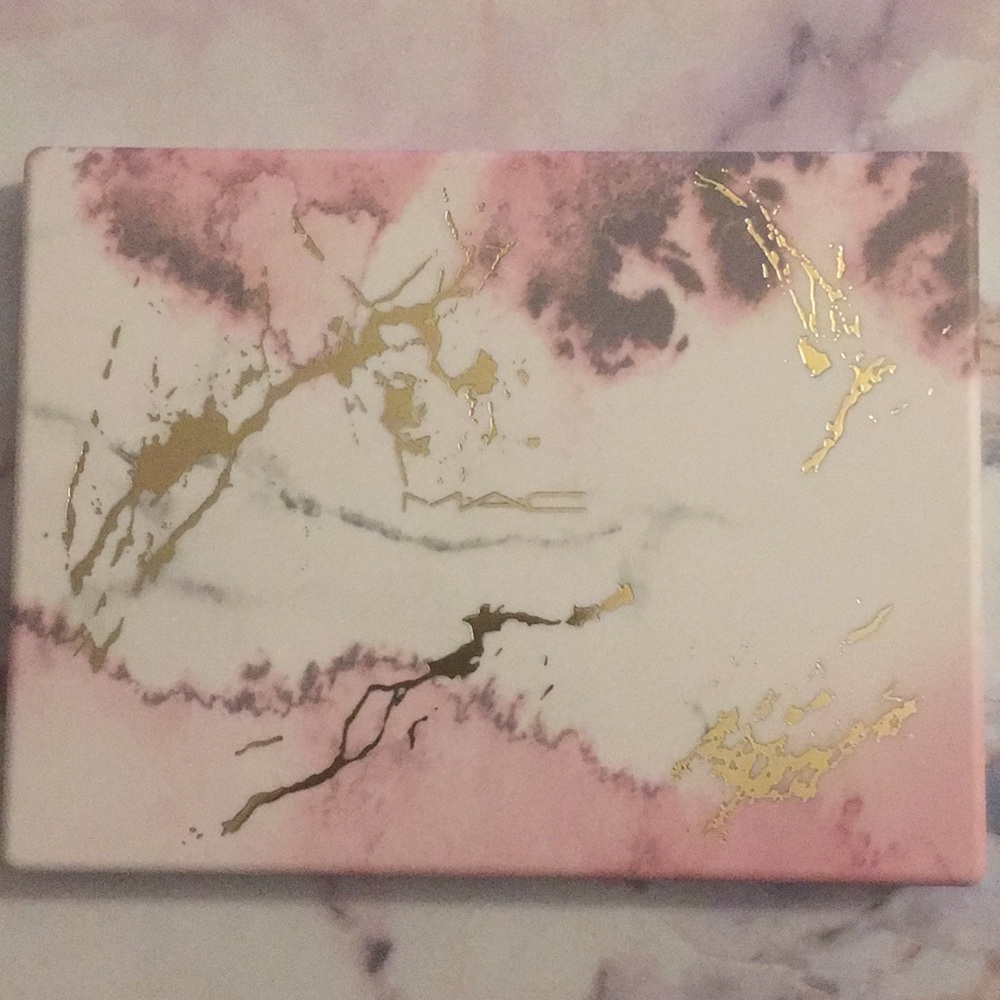 MAC COSMETICS IGNITE WONDER FACE PALETTE